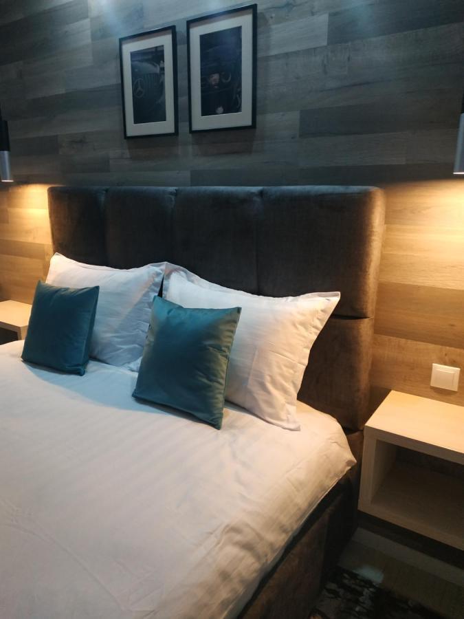 Voyage Cubic Adults Only Daire Sibiu Dış mekan fotoğraf