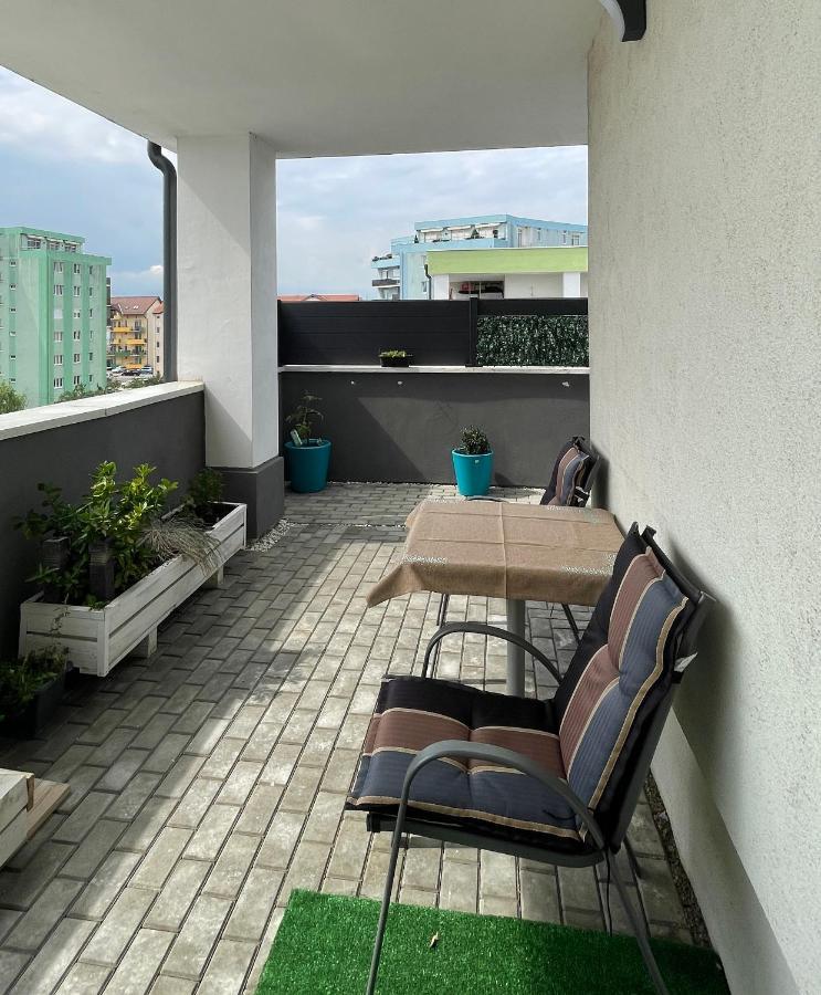 Voyage Cubic Adults Only Daire Sibiu Dış mekan fotoğraf